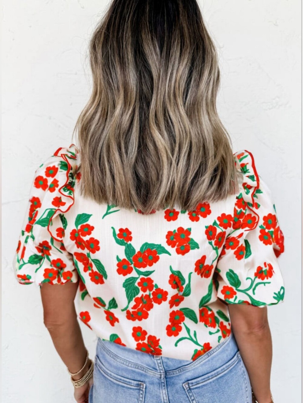 ENTRO Floral Puff Sleeve Button-Front Top - Picture 2 of 6